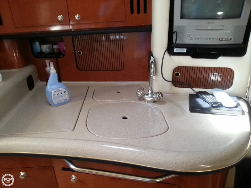 Slide: The Image of Sea Ray 340 Sundancer 2002 - 7