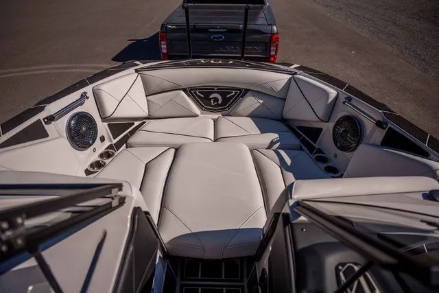 Slide: The Image of Centurion Nv243 2026 - 31