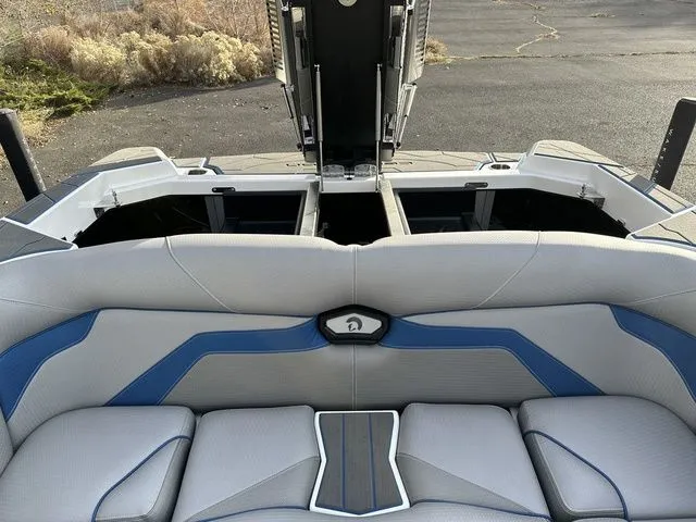 Slide: The Image of Centurion Ri245 2023 - 13