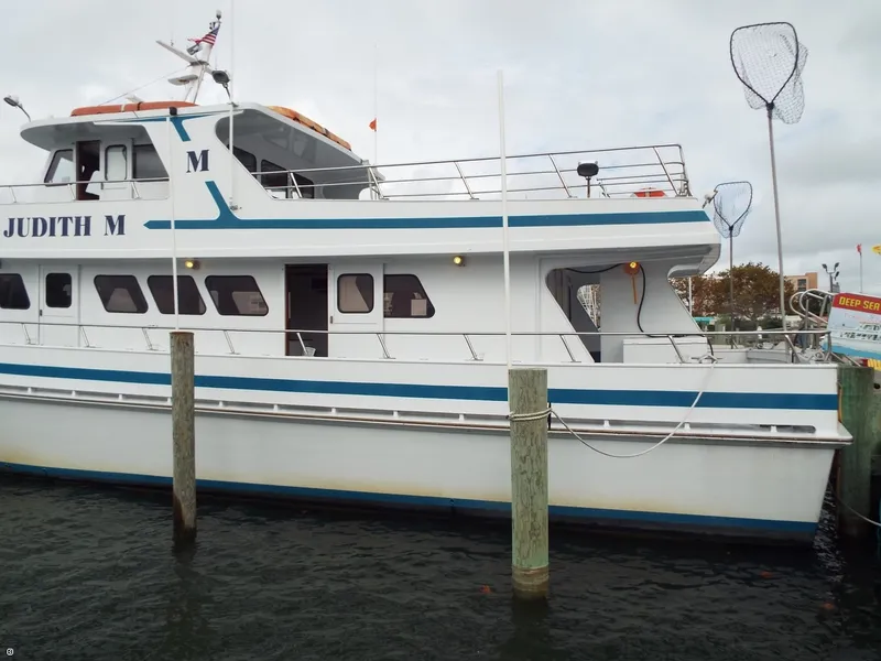 Slide: The Image of Lydia Yachts 65 1990 - 8