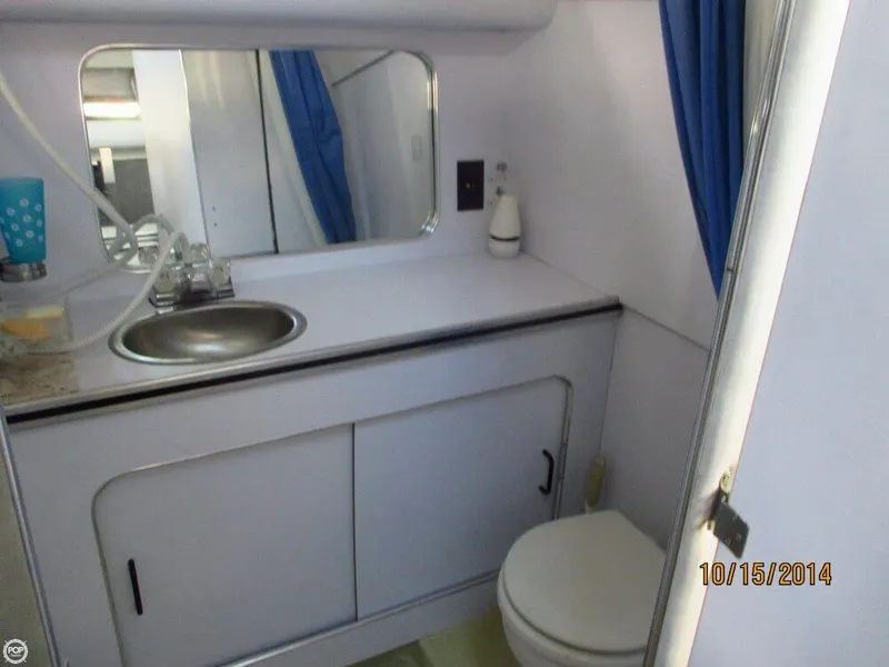 Slide: The Image of Chris-Craft 320 Amerisport Express 1987 - 8