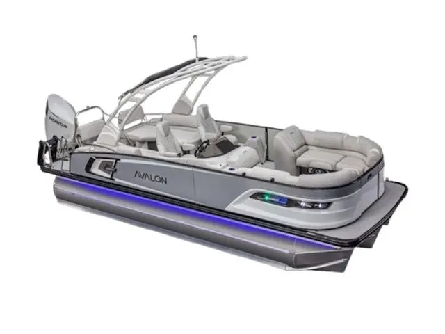 Slide: The Image of Avalon Excalibur LTD Quad Lounge Shift 25 FT 2026 - 6