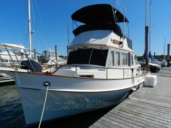 Slide: The Image of Grand Banks Classic 1990 - 5