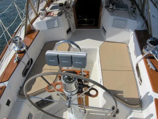 Slide: The Image of Sabre 38 MK II Keel CB 1988 - 2