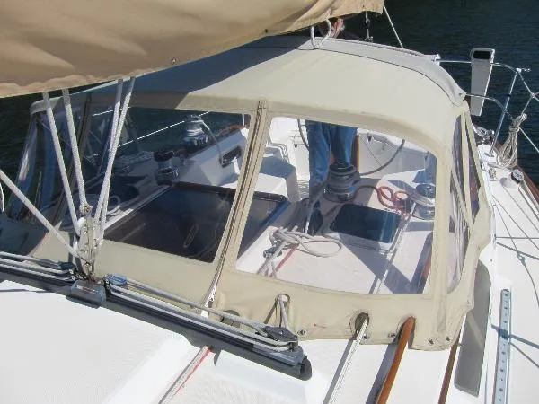 Slide: The Image of Sabre 38 MK II Keel CB 1988 - 6