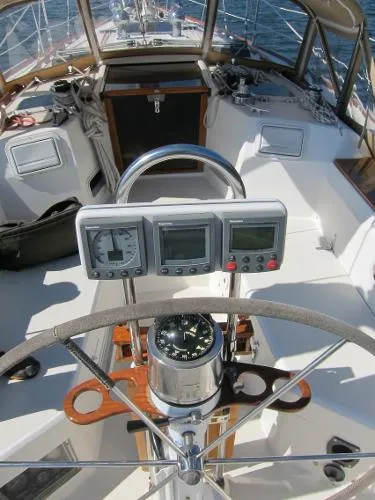 Slide: The Image of Sabre 38 MK II Keel CB 1988 - 9