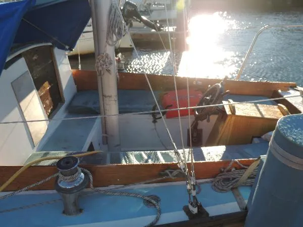 Slide: The Image of Cape Dory 30 1976 - 2