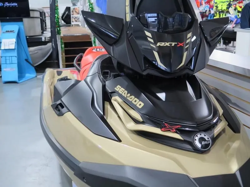 Slide: The Image of Sea-Doo 22sg - Rxt-x 325 W/snd 2025 - 17