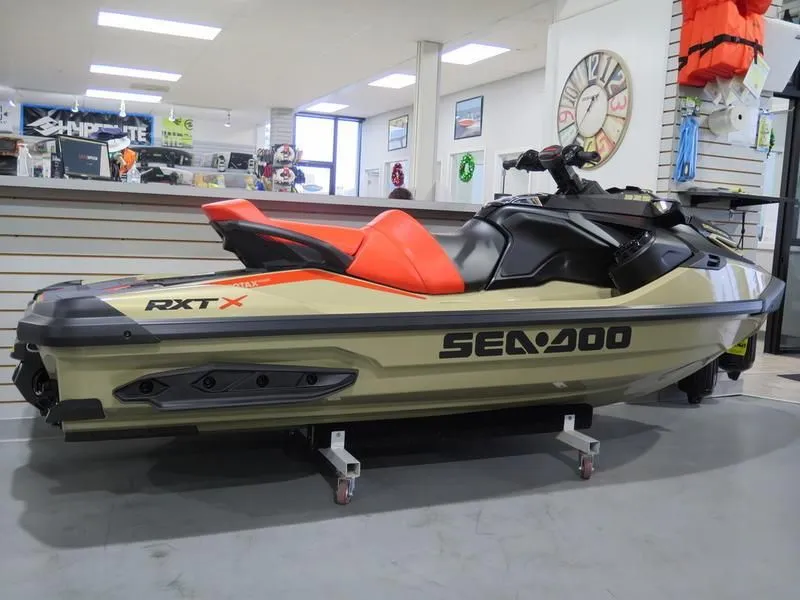 Slide: The Image of Sea-Doo 22sg - Rxt-x 325 W/snd 2025 - 8