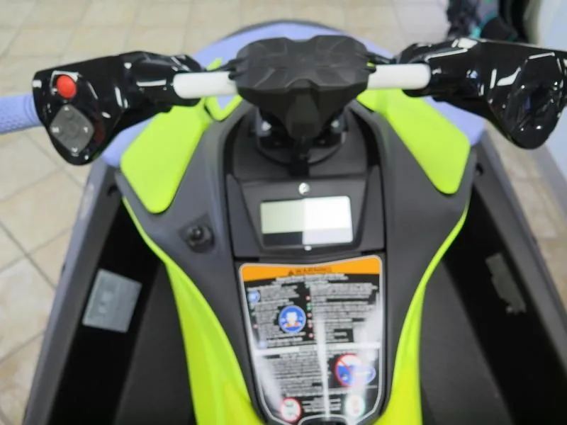 Slide: The Image of Sea-Doo 66rc - Spark 3up Trixx 2024 - 11