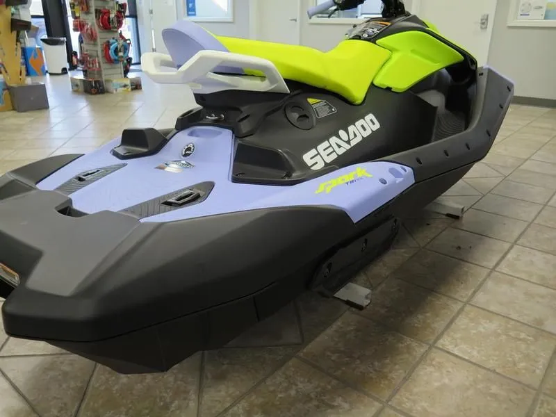 Slide: The Image of Sea-Doo 66rc - Spark 3up Trixx 2024 - 7