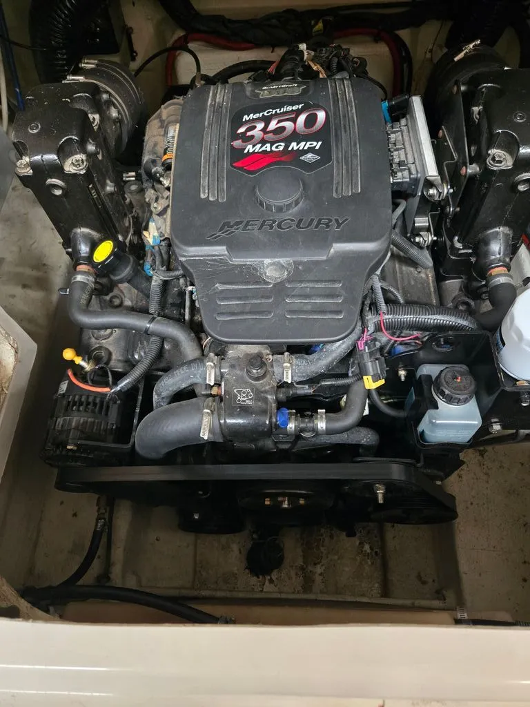 Slide: The Image of Sea Ray 240 Sundeck 2008 - 11