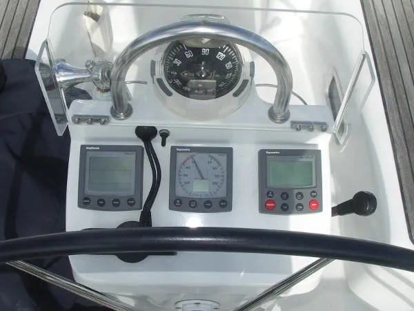 Slide: The Image of Beneteau 361 2002 - 11