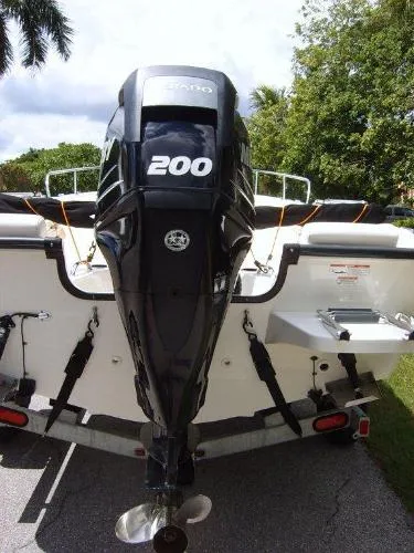 Slide: The Image of Boston Whaler 190 Outrage 2011 - 4