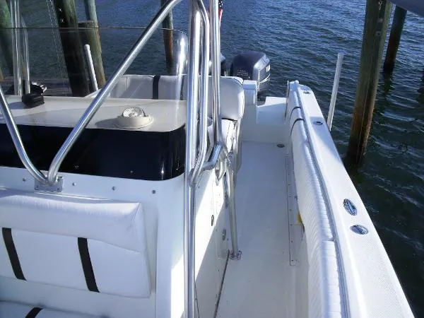 Slide: The Image of Hydra-Sports 26 Center Console 2004 - 5