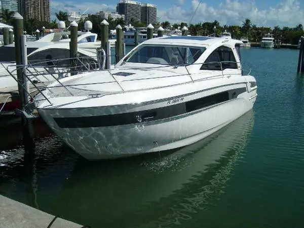 Slide: The Image of Bavaria (Sea Ray, Formula) Sport 39 HT 2014 - 1