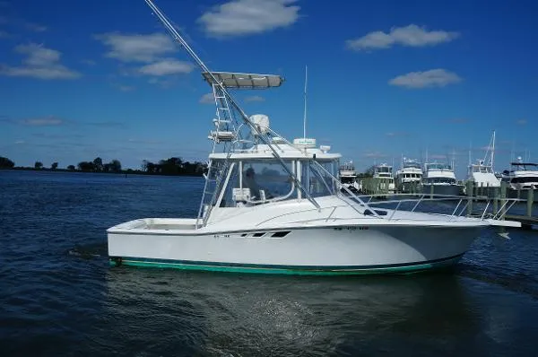 Slide: The Image of Luhrs 320 Open 1996 - 0