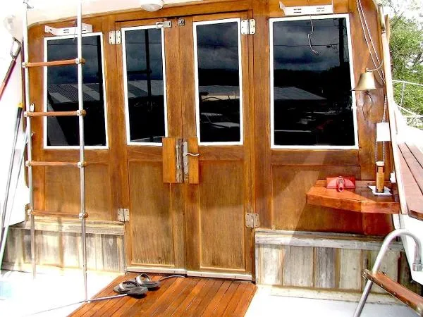 Slide: The Image of Hatteras 34 Sportfish 1966 - 9