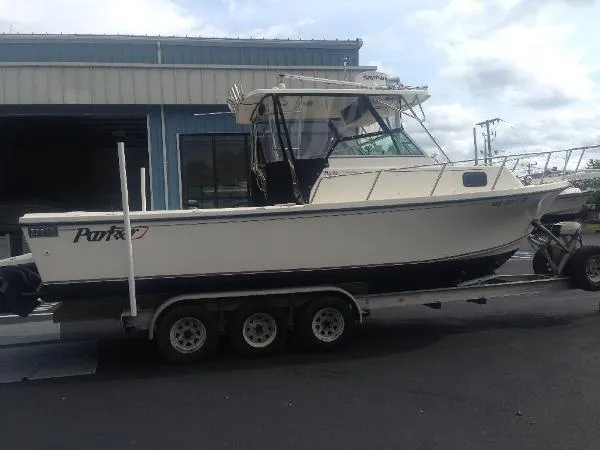 Slide: The Image of Parker Marine 2510 Deep Vee Walkaround 1997 - 3