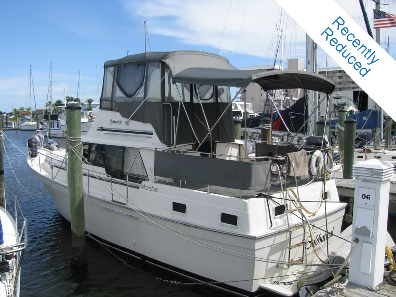 Slide: The Image of Mainship 36 Aft Cabin 1989 - 1
