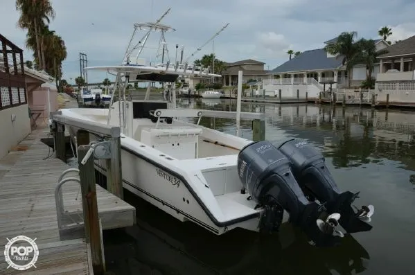 Slide: The Image of Venture 34 Center Console 2006 - 2