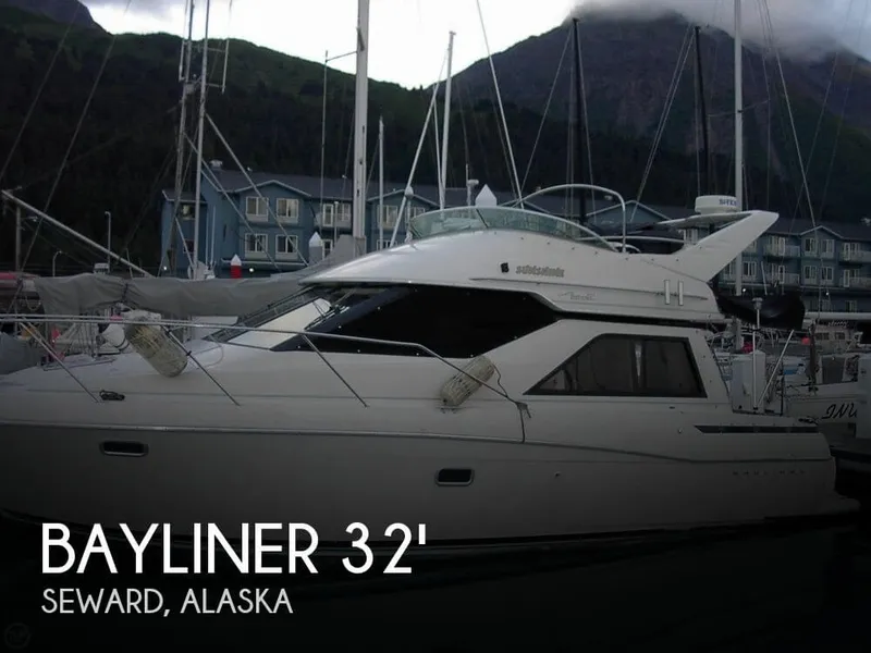 Slide: The Image of Bayliner 3258 Avanti 1995 - 0