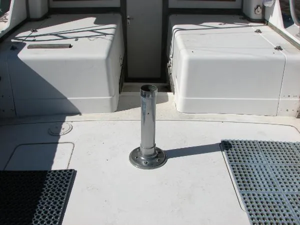 Slide: The Image of Blackfin 32 Flybridge 1987 - 2
