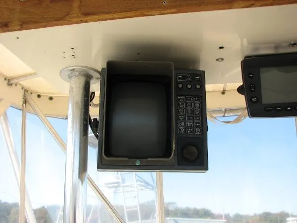 Slide: The Image of Blackfin 32 Flybridge 1987 - 7
