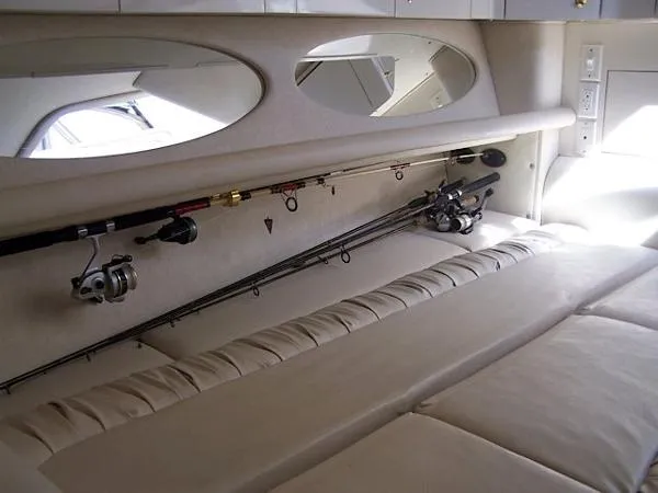 Slide: The Image of Sea Ray 330 Express Cruiser 1997 - 3