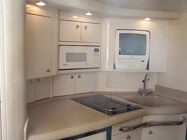 Slide: The Image of Sea Ray 330 Express Cruiser 1997 - 5