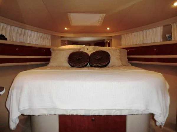 Slide: The Image of Sea Ray 48 Sedan Bridge BR4495 2003 - 6