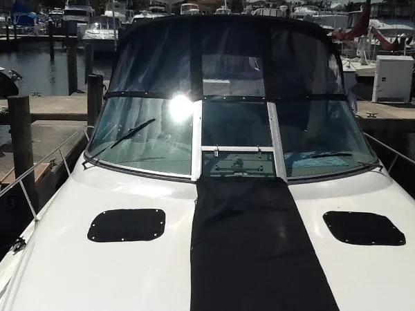 Slide: The Image of Sea Ray 34' Sundancer 2000 - 10