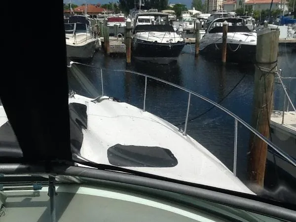 Slide: The Image of Sea Ray 34' Sundancer 2000 - 8