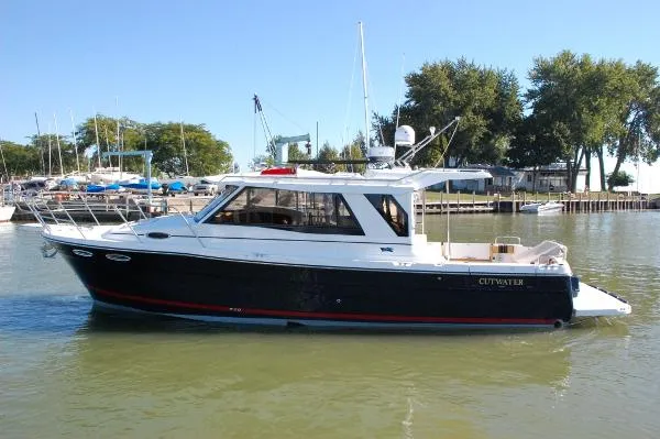 Slide: The Image of Cutwater 30 Sedan, 435 hp - DEMO - In Stock 2015 - 2