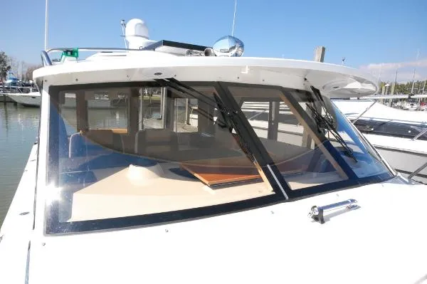 Slide: The Image of Cutwater 30 Sedan, 435 hp - DEMO - In Stock 2015 - 7