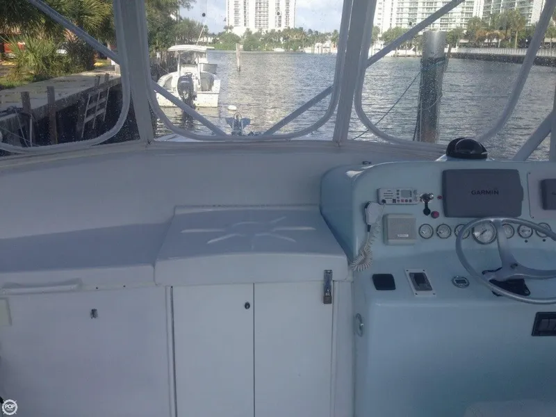 Slide: The Image of Priority 32 SS Custom Sportfisherman 1996 - 9