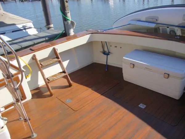 Slide: The Image of Viking 40 Sedan / Sportfish 1977 - 6
