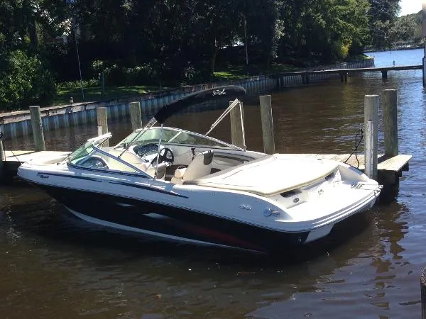 Slide: The Image of Sea Ray 205 Sport w/Trailer 2007 - 0