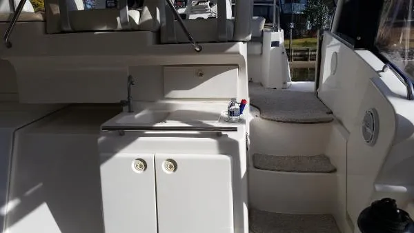Slide: The Image of Silverton 352 Motor Yacht 2000 - 5
