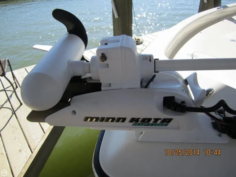 Slide: The Image of Shearwater 25 LTZ 2013 - 3