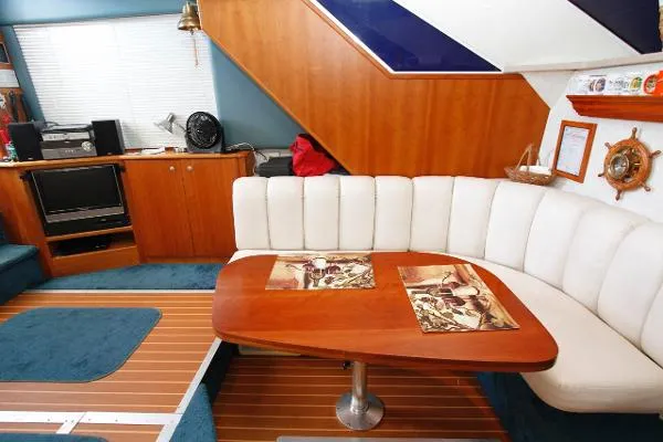Slide: The Image of Silverton 372 Twin Diesel Motor Yacht 1997 - 9