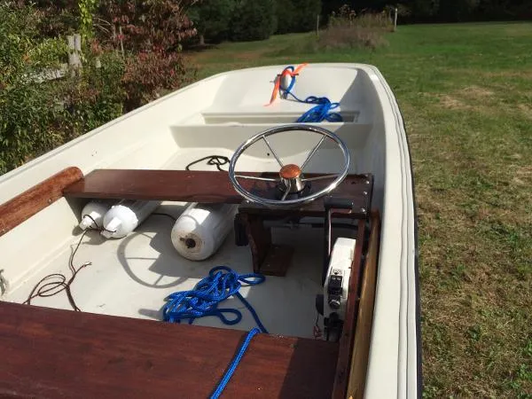 Slide: The Image of Boston Whaler 13 Super Sport 1979 - 5