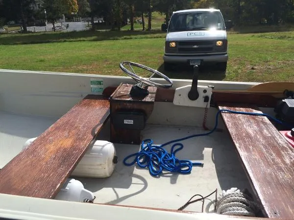 Slide: The Image of Boston Whaler 13 Super Sport 1979 - 6