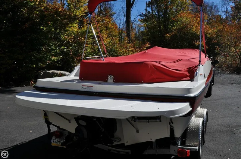 Slide: The Image of Bayliner 217 SD Deck Boat 2011 - 7