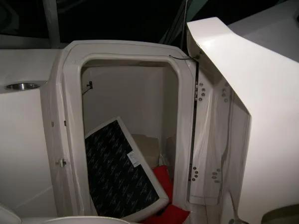 Slide: The Image of Monterey 220 EX 2009 - 8