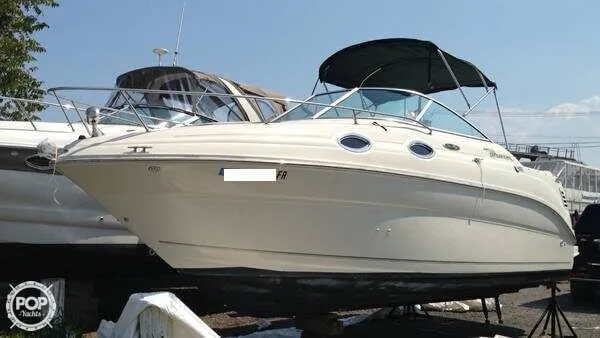 Slide: The Image of Sea Ray 240 Sundancer 2004 - 1