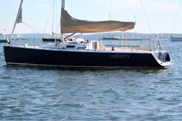 Slide: The Image of J Boats J/100 w/factory sprit J100 J 100 2006 - 1