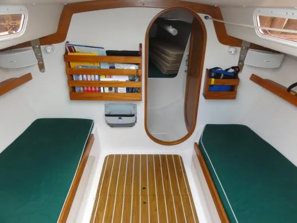Slide: The Image of J Boats J/100 w/factory sprit J100 J 100 2006 - 6