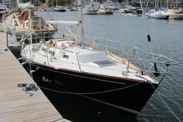 Slide: The Image of J Boats J35 1990 - 4