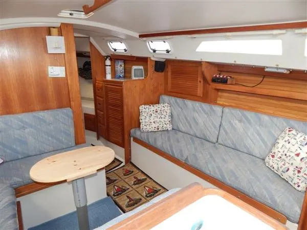 Slide: The Image of Catalina Sloop 1992 - 7
